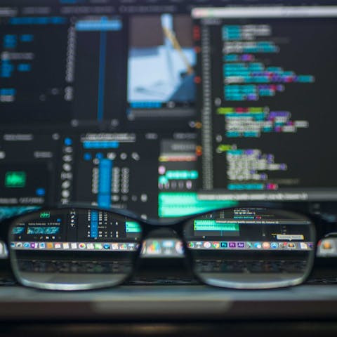 Mantenimiento de equipos y servidores